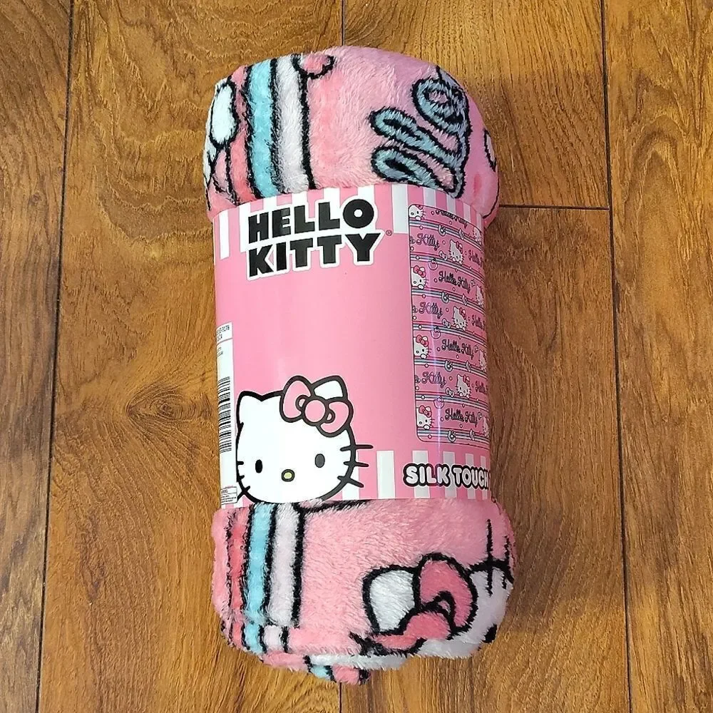 HELLO KITTY Printed Silk Touch Throw Blanket NWT Pink Bows 40x50